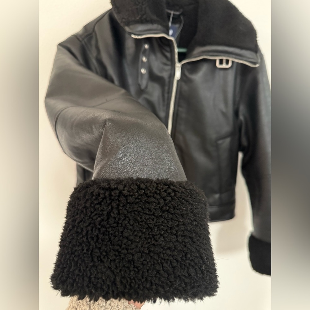 GAP Sherpa Lined Moto Jacket Black - Picture 2 of 7